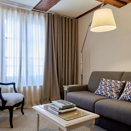 Relais & Chateaux La Maison Des Tetes Colmar Luaran gambar
