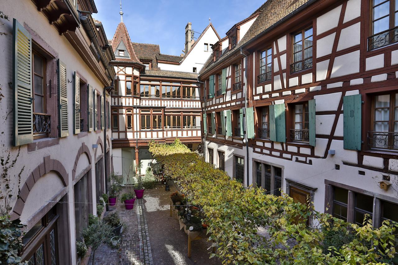 Relais & Chateaux La Maison Des Tetes Colmar Luaran gambar