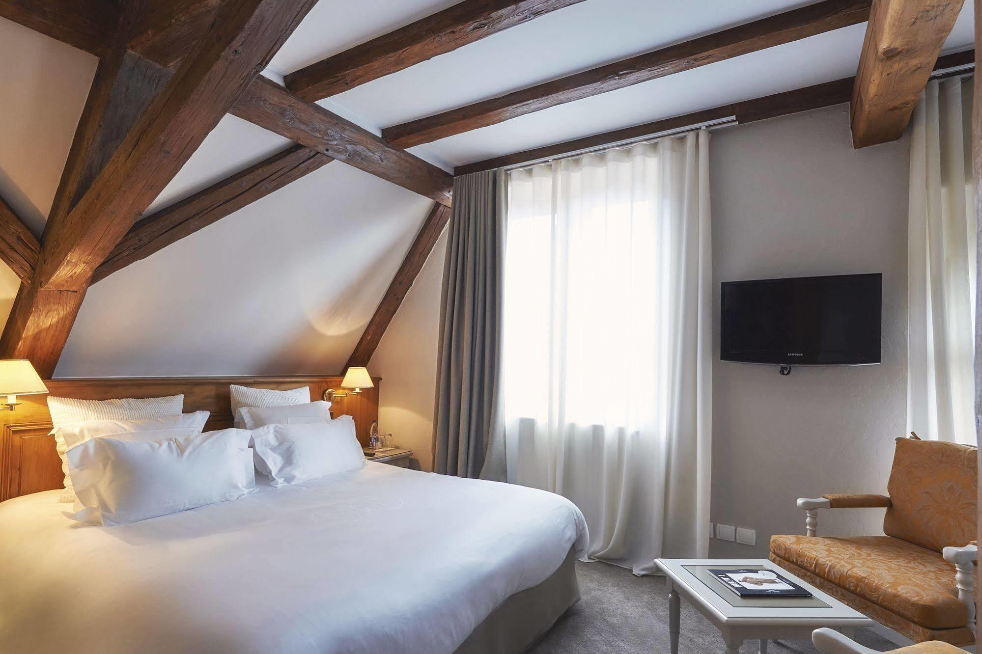 Relais & Chateaux La Maison Des Tetes Colmar Luaran gambar