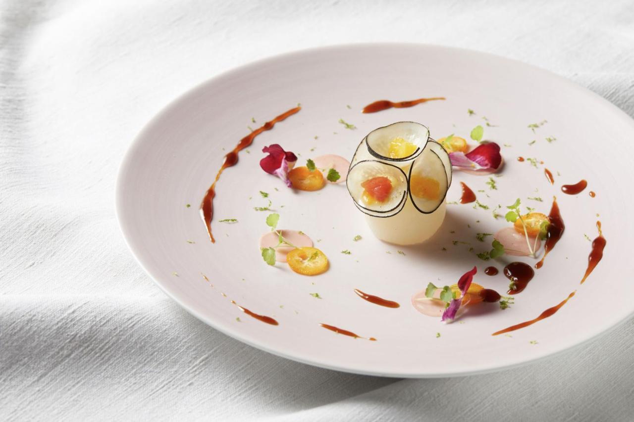 Relais & Chateaux La Maison Des Tetes Colmar Luaran gambar